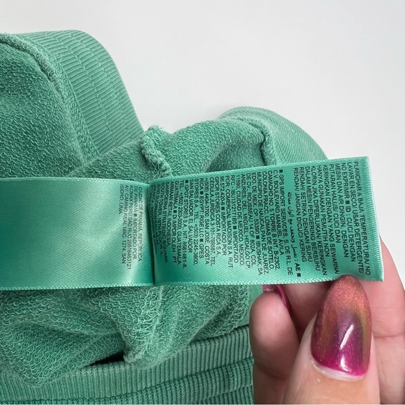 Old Navy Vintage Extra High Rise short - Picture 5 of 5